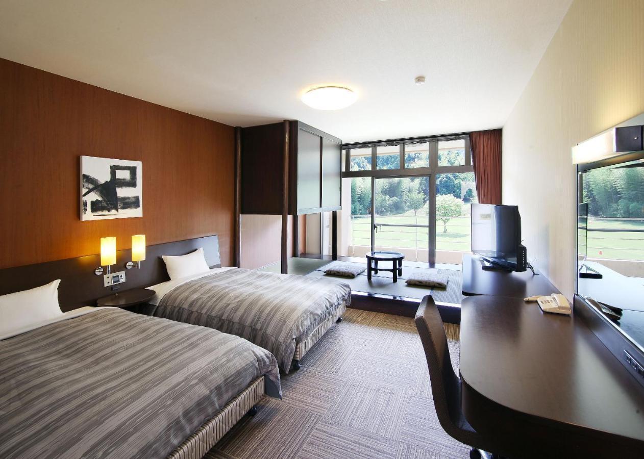 Route Inn Grantia Fukuoka Miyawaka - Wakita Onsen Eksteriør bilde